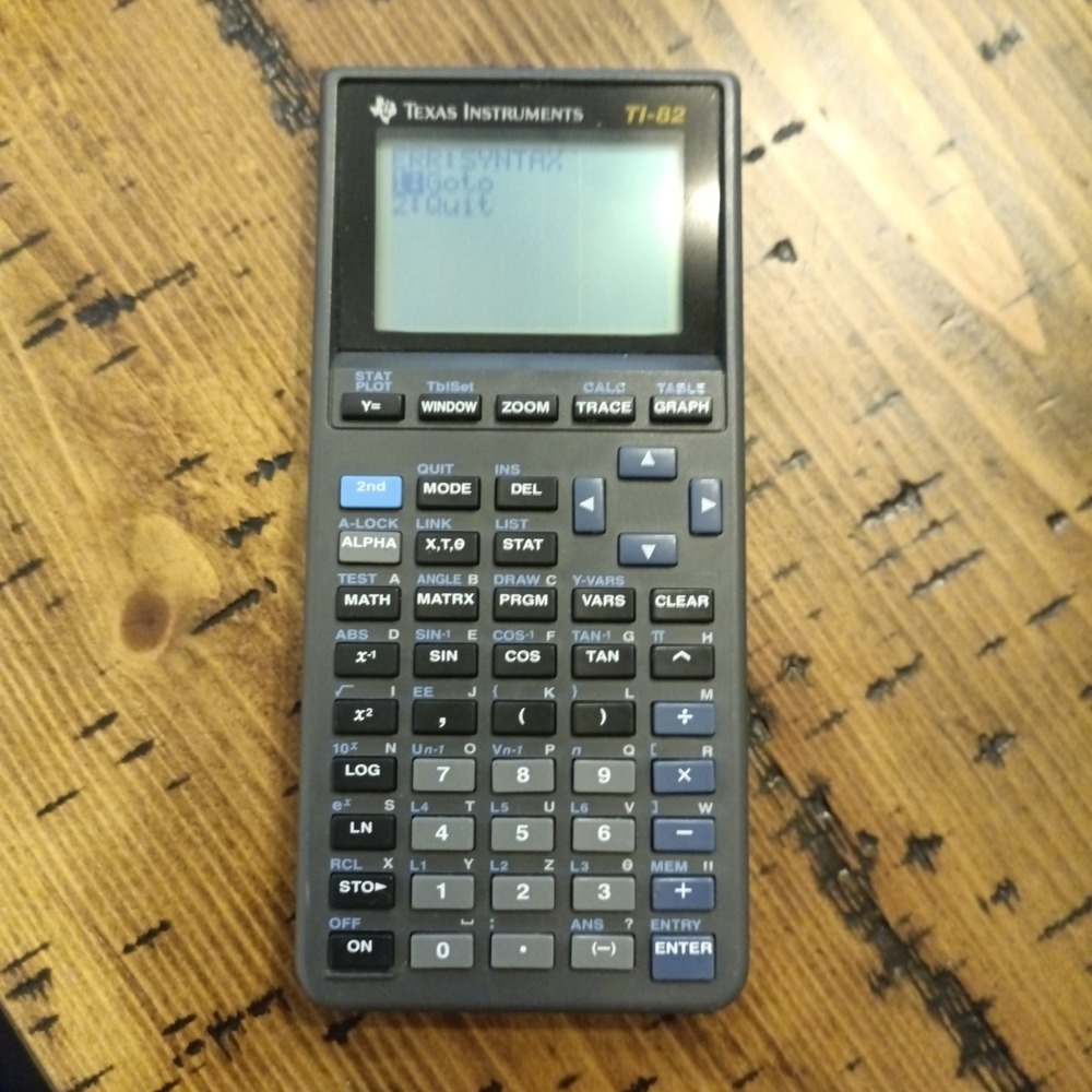 Texas Instruments TI-82 Graphing Calculator Gray Tested Working CC